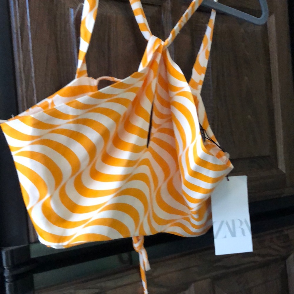 Summer blouse. Color yellow n white stripes. Size medium. New with tags.